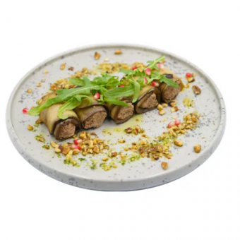 Баклажанові рулетики з горіховою начинкою